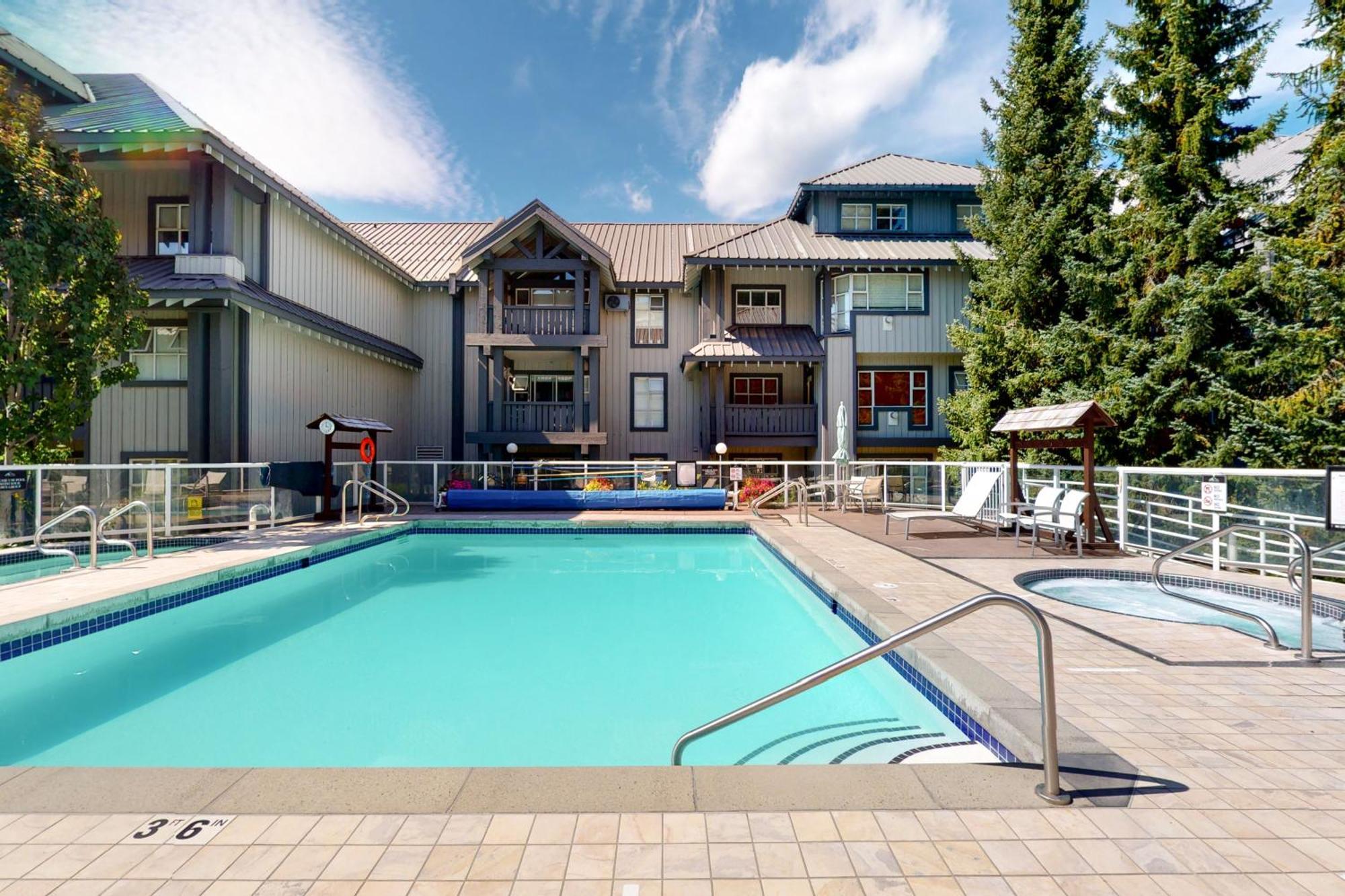 Glacier Lodge 휘슬러 외부 사진